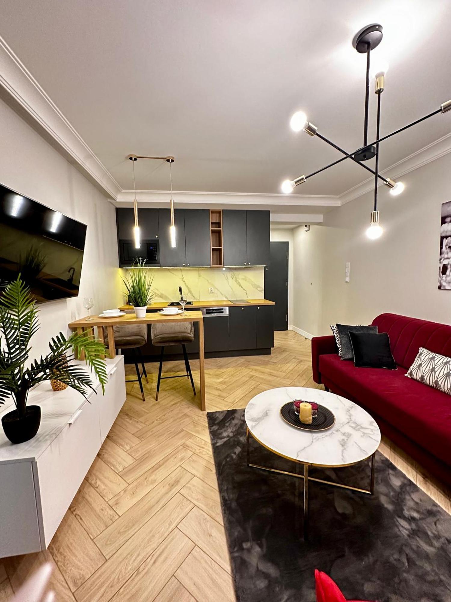 Apartamenty Kielce- Apartament Szmaragd Przy Zalew Kielecki, Faktura, Parking, Centrum Екстериор снимка